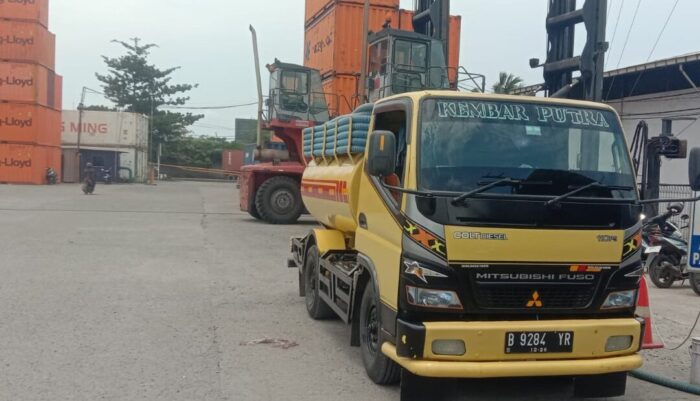 Armada Di Lokasi Usaha